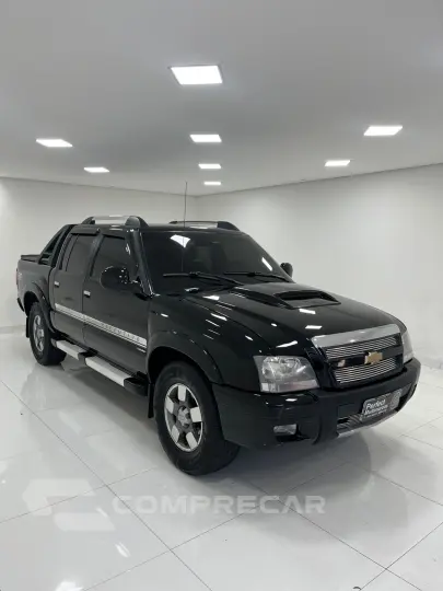 S10 2.4 MPFI Executive 4X2 CD 8V