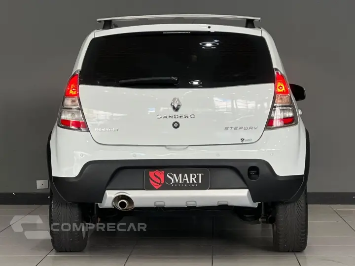 SANDERO 1.6 STEPWAY 16V FLEX 4P AUTOMÁTICO