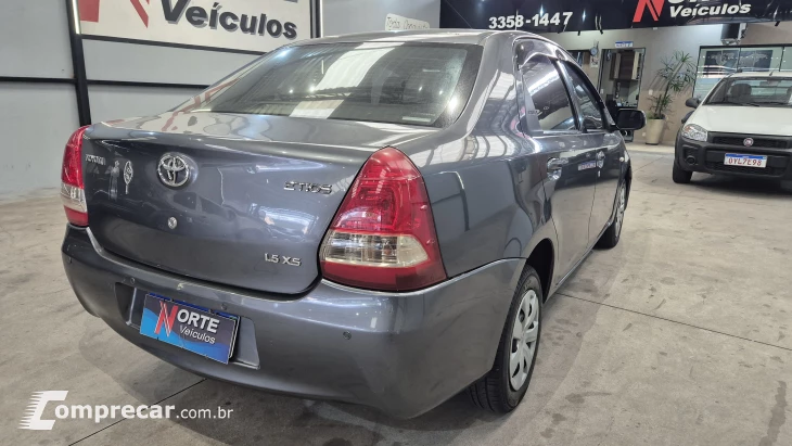 ETIOS 1.5 XS Sedan 16V
