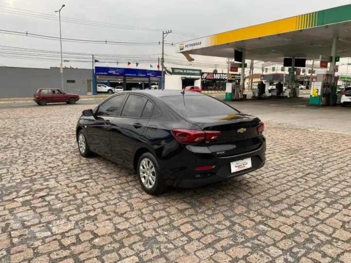 ONIX 1.0 Turbo Plus LT