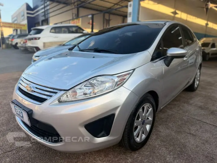 Fiesta Sedan SE 1.6 16V Flex 4p