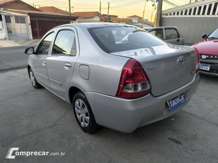 ETIOS X Sedan 1.5 Flex 16V 4p Mec.