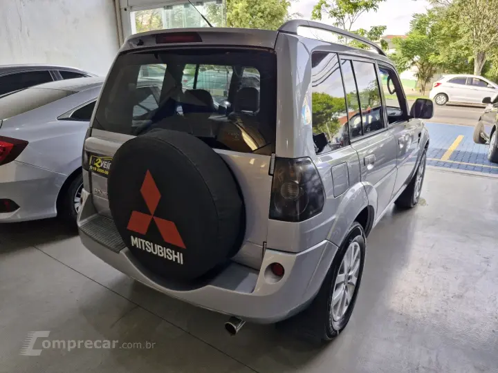 PAJERO TR4 2.0 4X2 16V 140CV FLEX 4P AUTOMÁTICO