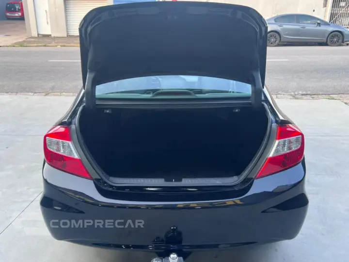 Civic Sedan LXR 2.0 Flexone 16V Aut. 4p