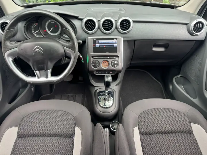 C3 1.6 VTI 120 Exclusive Eat6