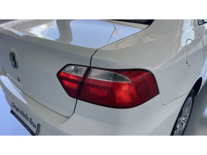 VOYAGE 1.0 12V MPI TOTAL FLEX 4P MANUAL