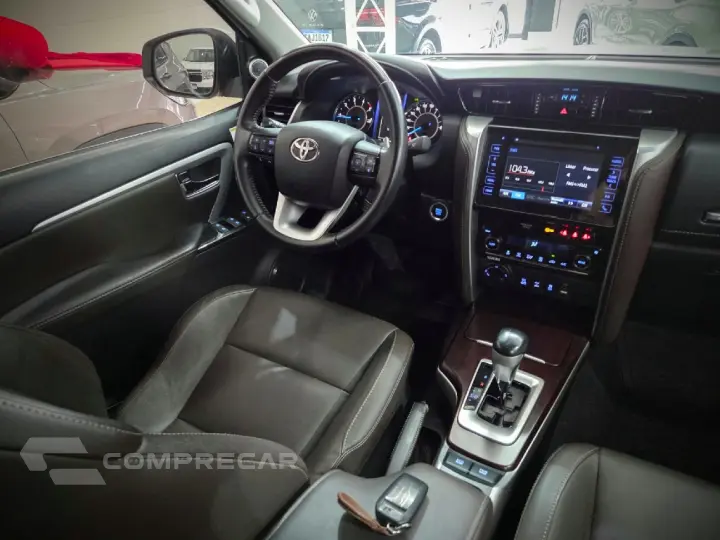 HILUX SW4 2.8 SRX 4X4 7 LUGARES 16V TURBO INTERCOOLER DIESEL