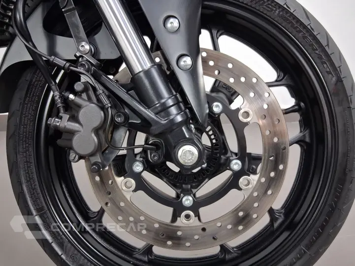 YAMAHA MT-03 CONNECTED ABS