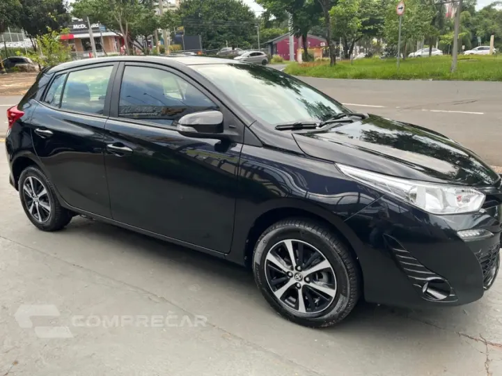 YARIS 1.5 16V XS Connect