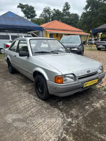 ESCORT 1.6 I GL 8V