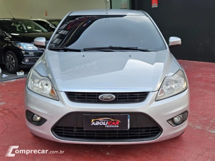 Focus Sedan 2.0 16V/2.0 16V Flex 4p Aut.
