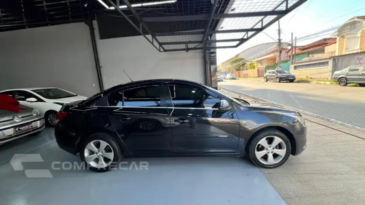 CRUZE LT 1.8 16V FlexPower 4p Aut.