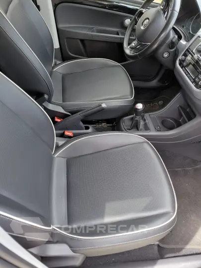 CROSS UP 1.0 TSI 12V