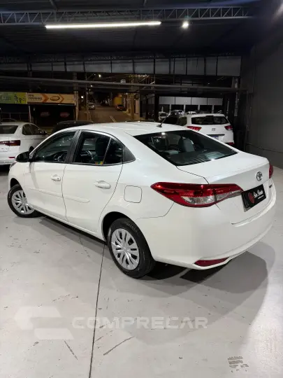 YARIS 1.5 16V Sedan XS