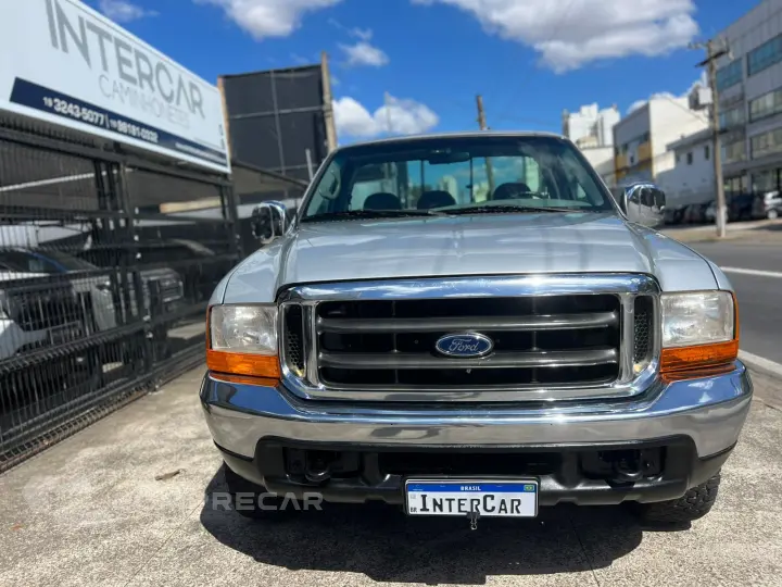F-250 4.2 XLT 4X2 CS V6