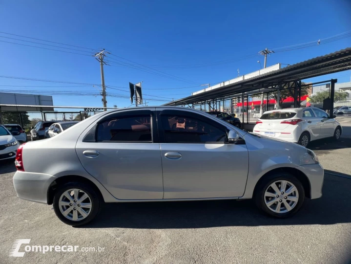 Etios Sedan 1.5 16V 4P FLEX X PLUS AUTOMÁTICO