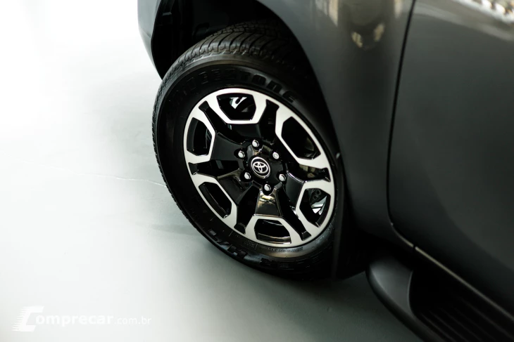 HILUX 2.8 D-4d Turbo CD SRV 4X4