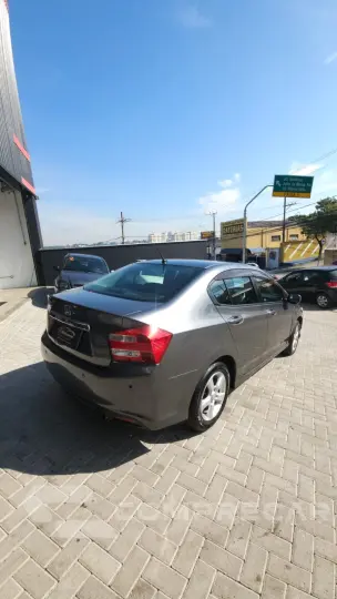 CITY Sedan LX 1.5 Flex 16V 4p Aut.