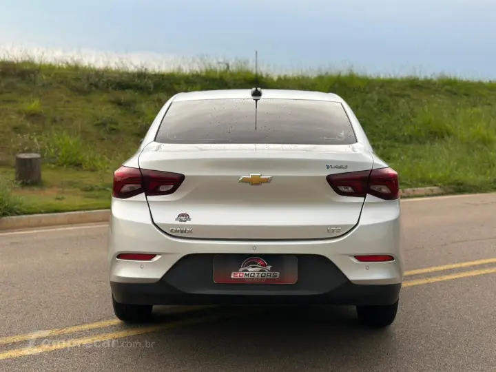 ONIX 1.0 Turbo Plus LTZ