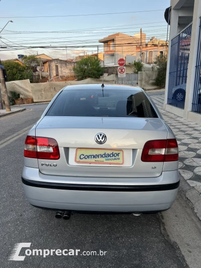 POLO SEDAN 1.6 8V