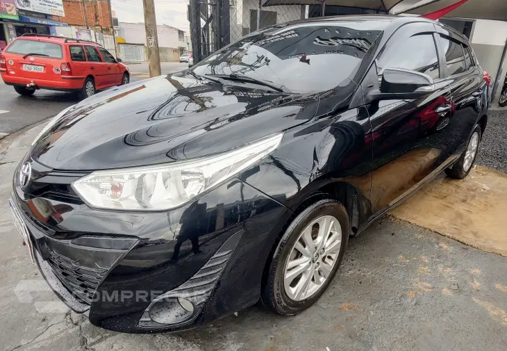 YARIS 1.3 16V XL