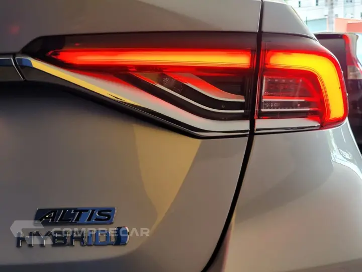 Corolla Altis 1.8 16V Aut. (Híbrido)