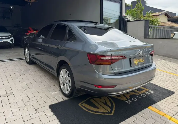 JETTA Comfort. 250 TSI 1.4 Flex 16v Aut.