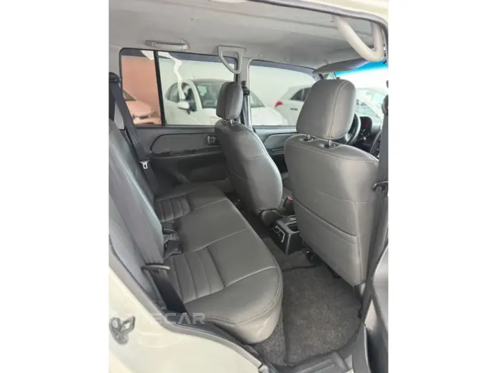 PAJERO TR4 2.0 4X2 16V 140CV FLEX 4P AUTOMÁTICO