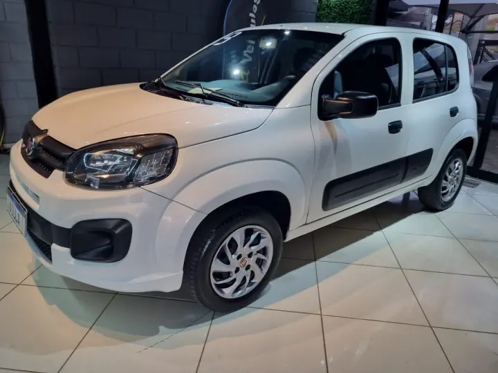 UNO 1.0 EVO Attractive 8V