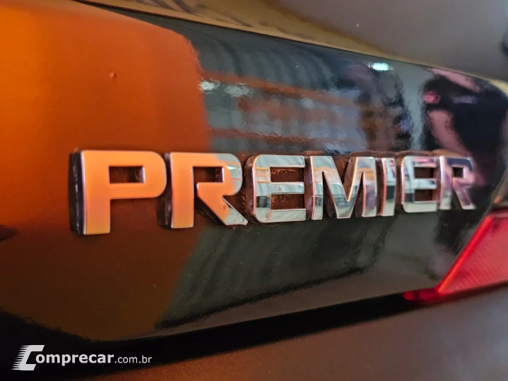 TRACKER 1.2 Turbo Premier