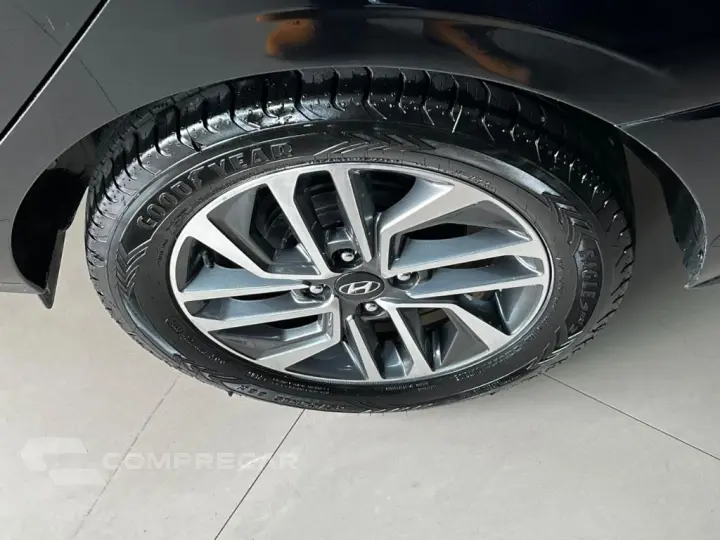 HB20S Evolution 1.0 TB Flex 12V Aut.