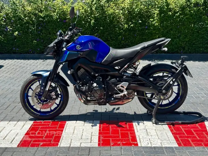 MT-09