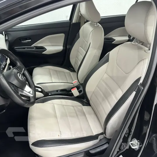 VERSA V-DRIVE Premium 1.6 16v Flex Aut.