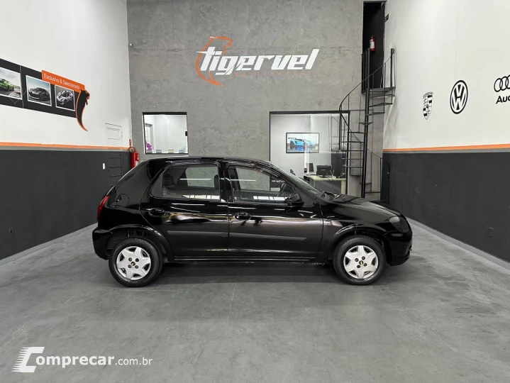 CELTA 1.0 MPFI LT 8V