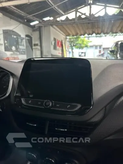 ONIX SEDAN PLUS LT 1.0 12V MANUAL