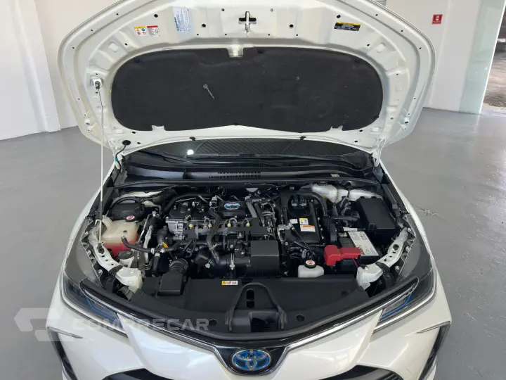 COROLLA 1.8 VVT-I Hybrid Altis