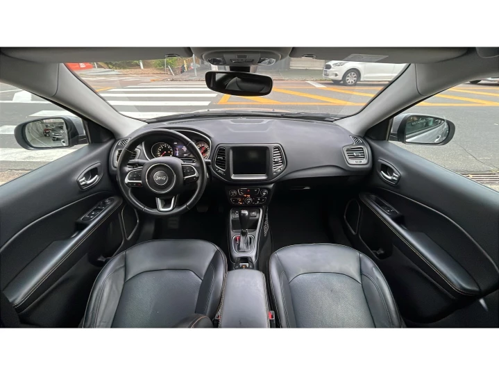 COMPASS 2.0 16V FLEX LONGITUDE AUTOMÁTICO