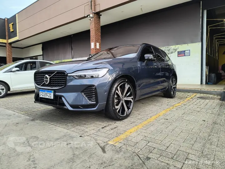 XC60 2.0 T8 Recharge Ultimate Dark AWD Geartronic