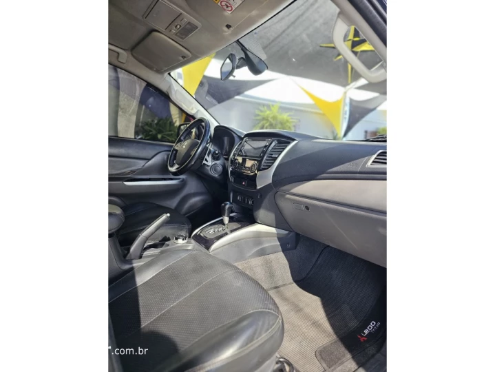 L200 TRITON 2.4 16V TURBO DIESEL SPORT HPE TOP CD 4P 4X4 AUT