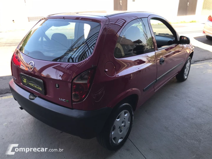 CELTA 1.0 MPFI Life 8V