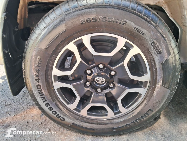 Hilux SW4 2.7 16V 4P FLEX SR 7 LUGARES AUTOMÁTICO