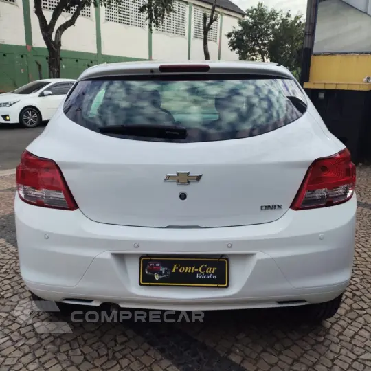 ONIX HATCH LT 1.0 8V FlexPower 5p Mec.