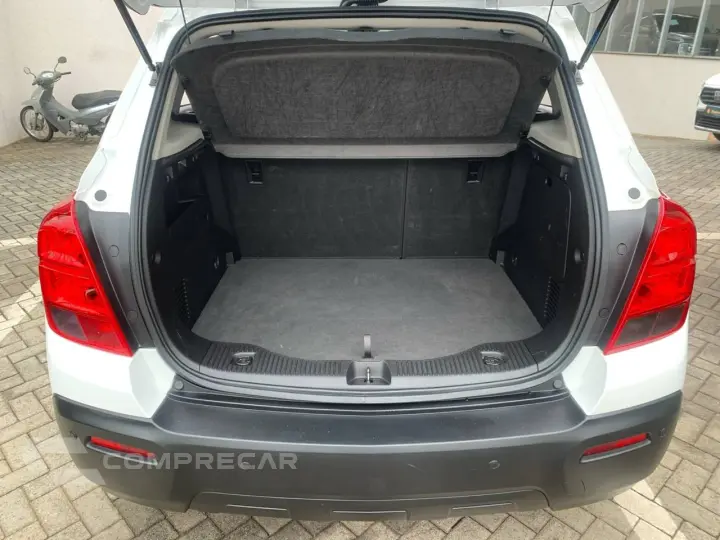 TRACKER LT 1.8 16V Flex 4x2 Aut.