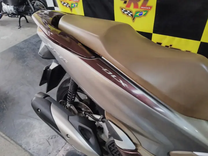 PCX 150 DLX