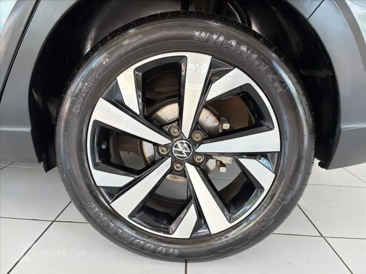 NIVUS 1.0 200 TSI TOTAL FLEX HIGHLINE AUTOMÁTICO