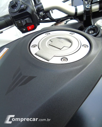 YAMAHA MT-07 CONNECTED ABS