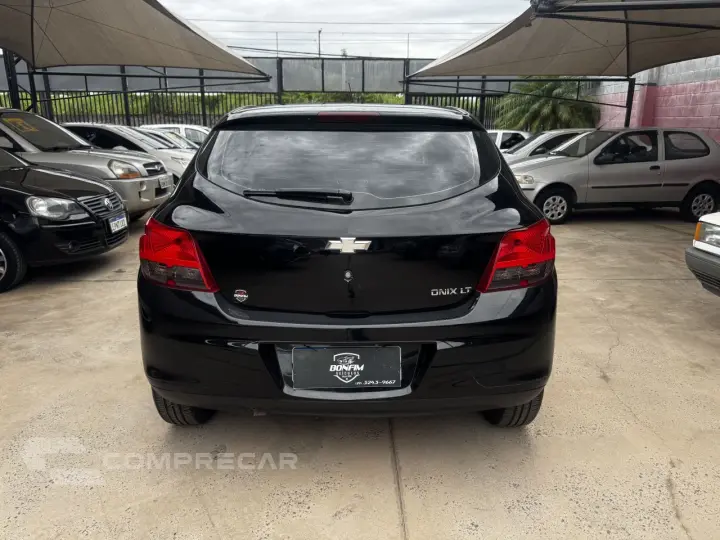 Onix Hatch 1.4 4P FLEX LT