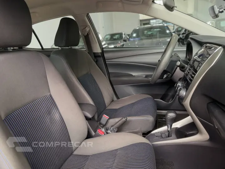 YARIS 1.5 16V Sedan XL Live