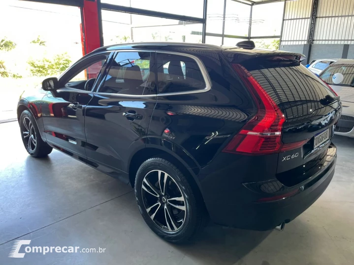 XC60 2.0 T5 Momentum AWD Geartronic