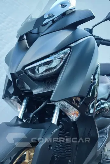 YAMAHA XMAX ABS